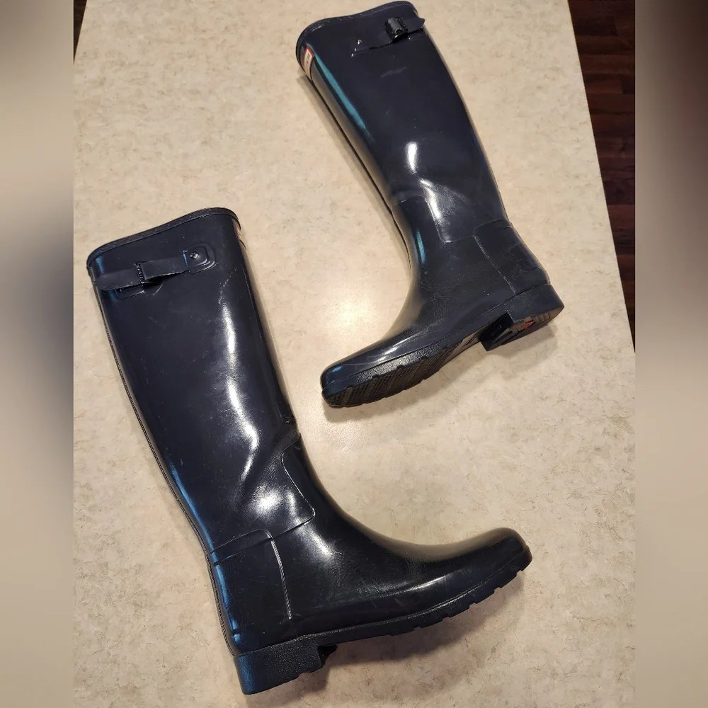 Hunter Tall Rainboots - Picture 2 of 8